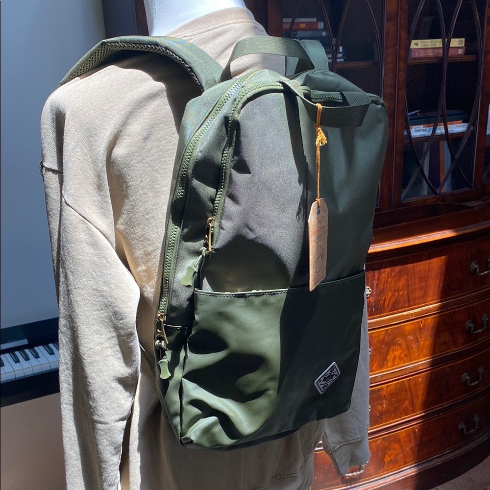 Streamlined Green Nylon Backpack For Everyday Use - image 1